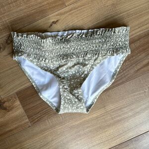 Rylee and cru green swim bottoms NWT. XS